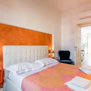 Guesthost - Santa Maria Novella Cozy Flat 아파트